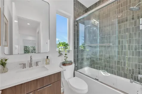 603 Tremont Street Sarasota FL 34242