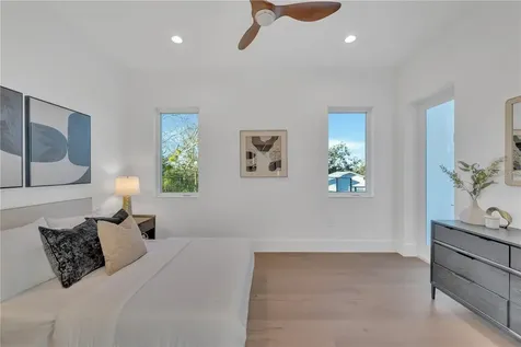 603 Tremont Street Sarasota FL 34242