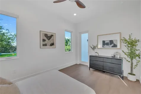 603 Tremont Street Sarasota FL 34242