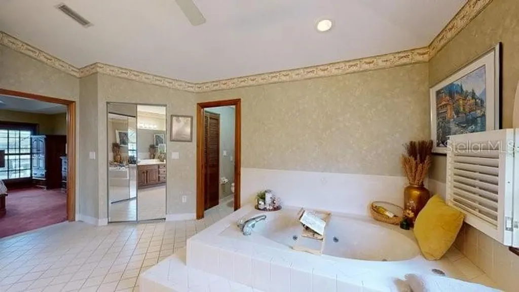 16 Crandell Court Palm Coast FL 32137