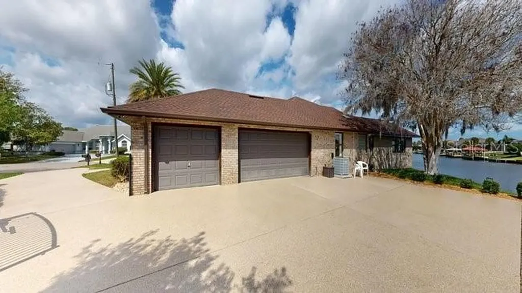 16 Crandell Court Palm Coast FL 32137