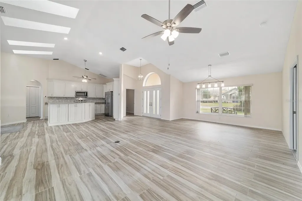 14 SE 62nd Terrace Ocala FL 34472