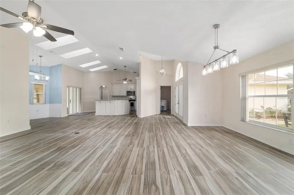 14 SE 62nd Terrace Ocala FL 34472