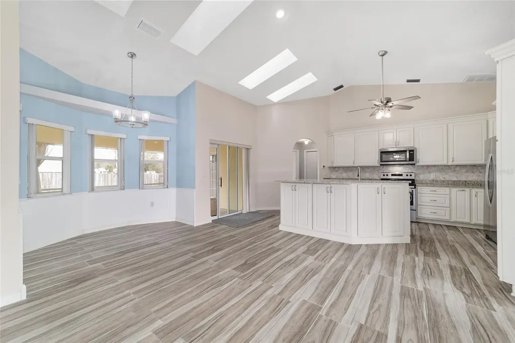 14 SE 62nd Terrace Ocala FL 34472