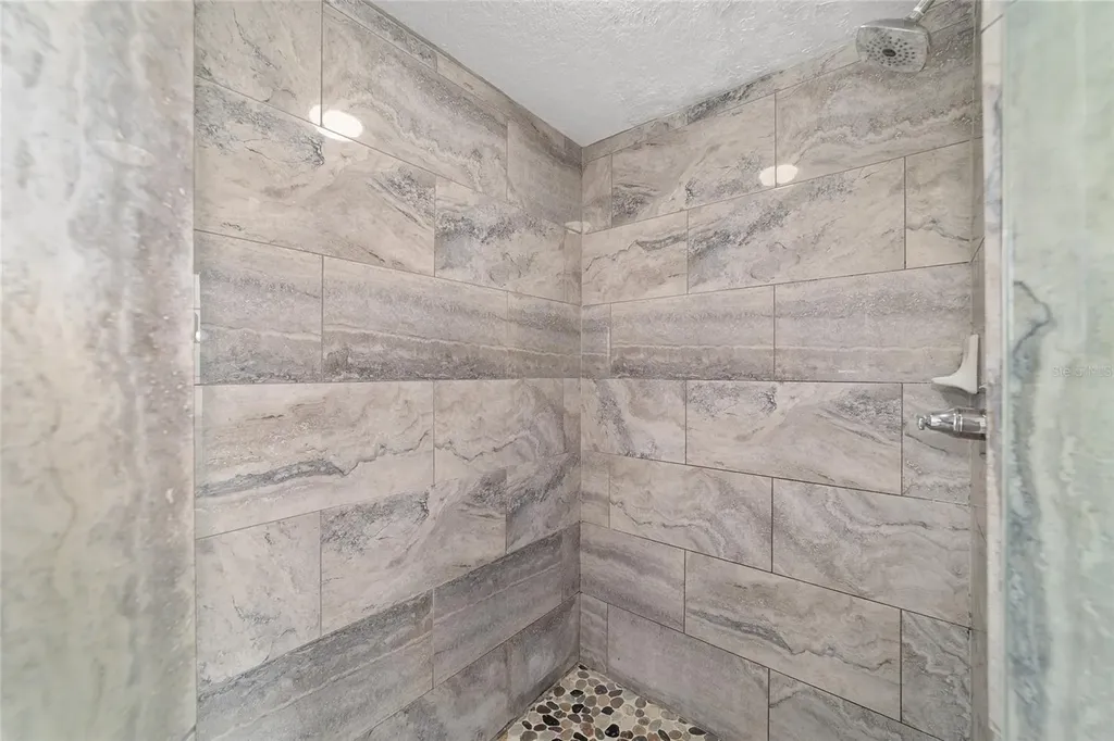 14 SE 62nd Terrace Ocala FL 34472