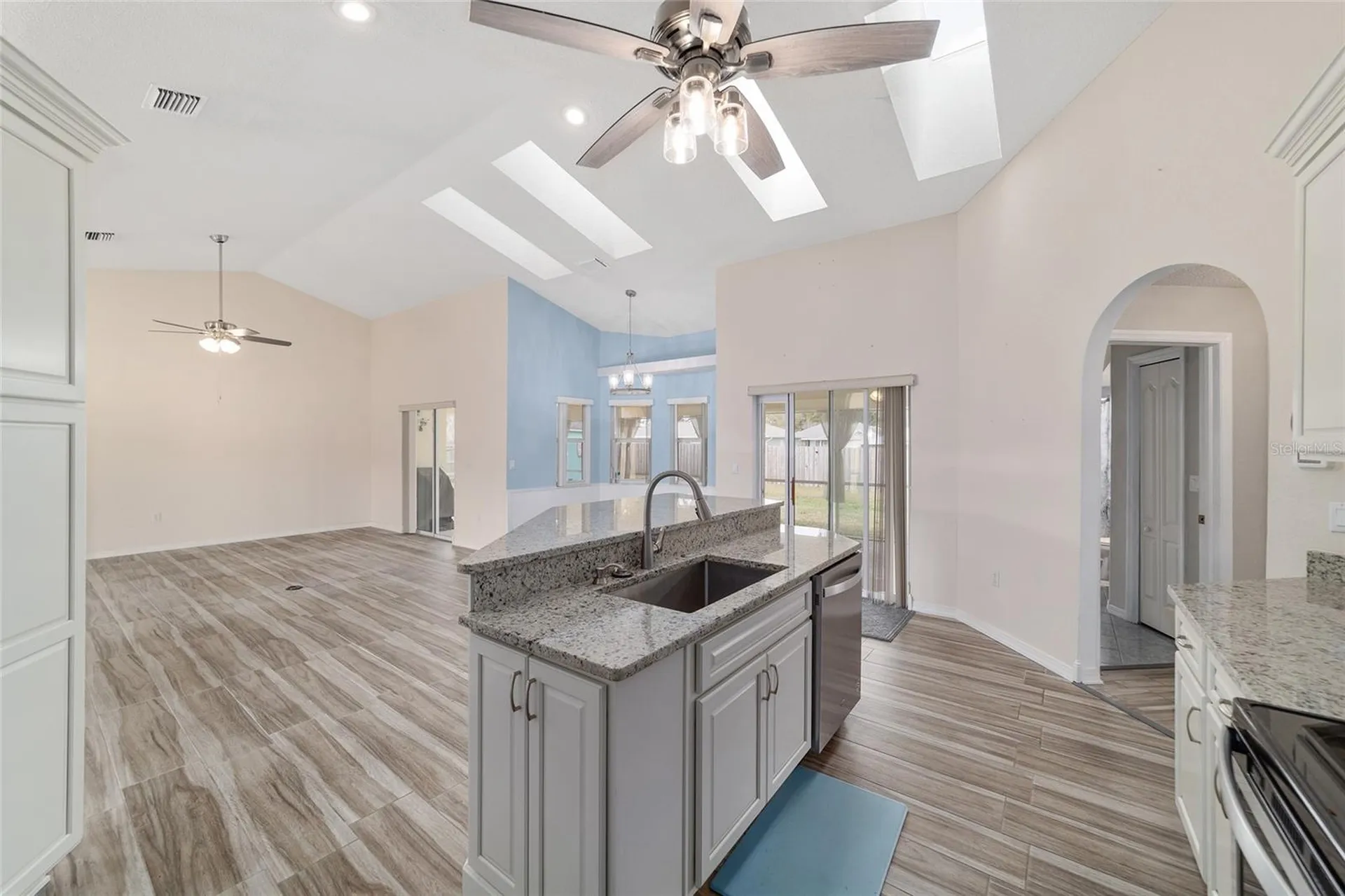 14 SE 62nd Terrace Ocala FL 34472