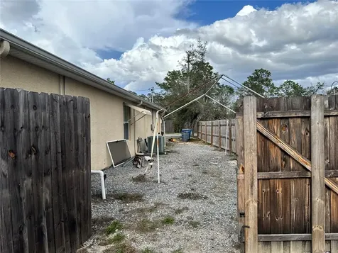 12055 Robina Road Weeki Wachee FL 34614