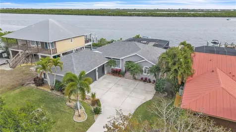 3708 Peace River Drive Punta Gorda FL 33983