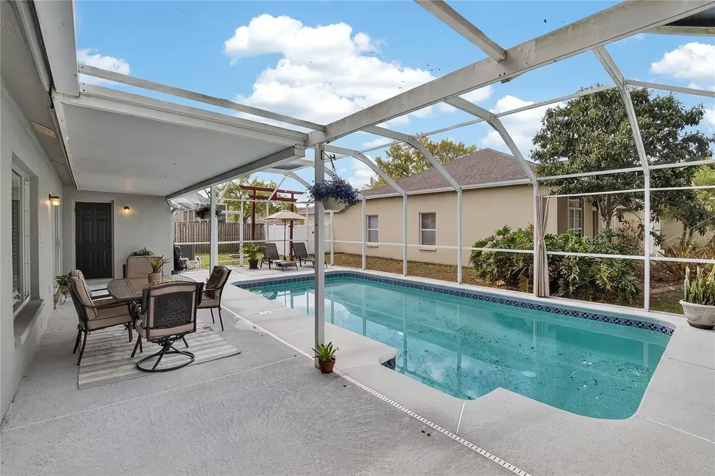 702 Tuscanny Street Brandon FL 33511