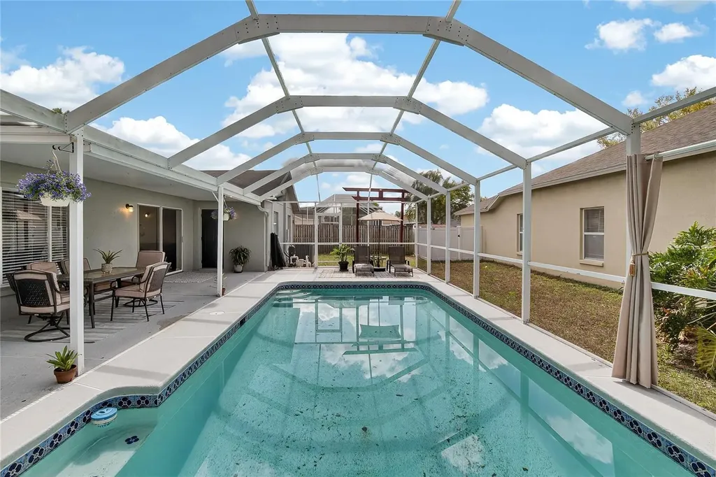 702 Tuscanny Street Brandon FL 33511
