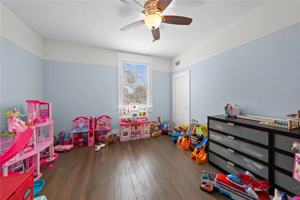 708 Virginia Avenue St Cloud FL 34769