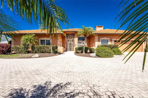 373 Eden Drive Englewood FL 34223