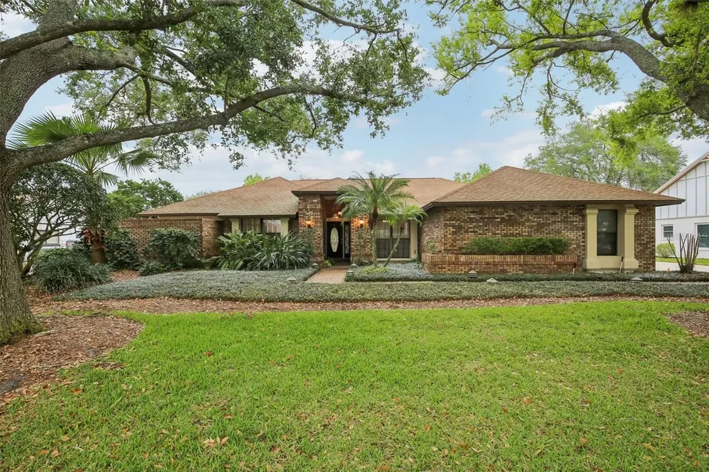 17913 Clear Lake Drive Lutz FL 33548