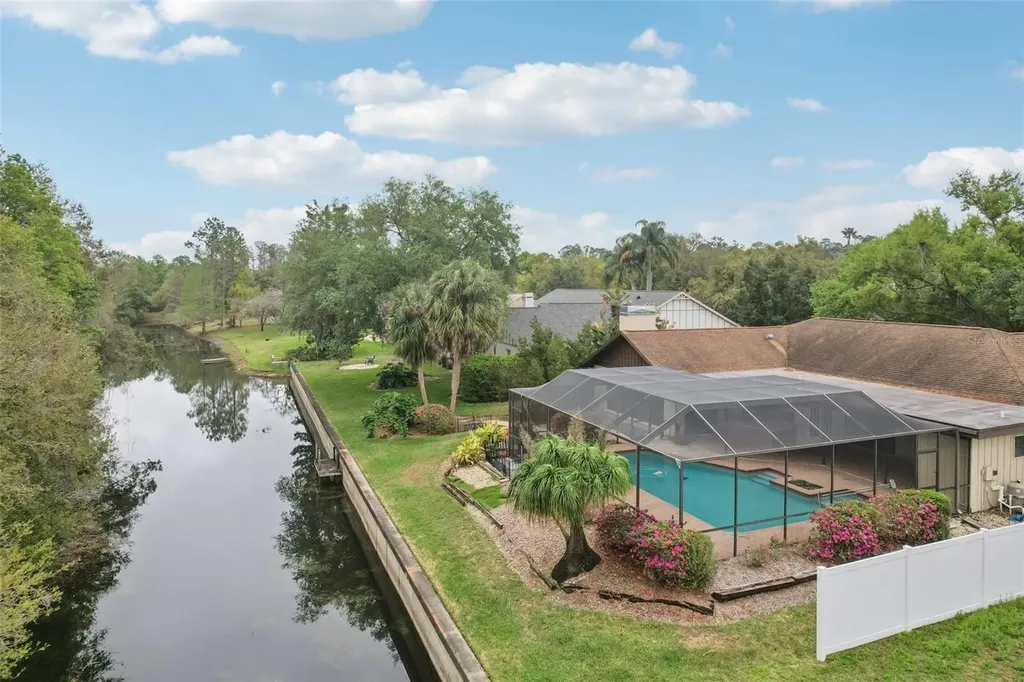 17913 Clear Lake Drive Lutz FL 33548