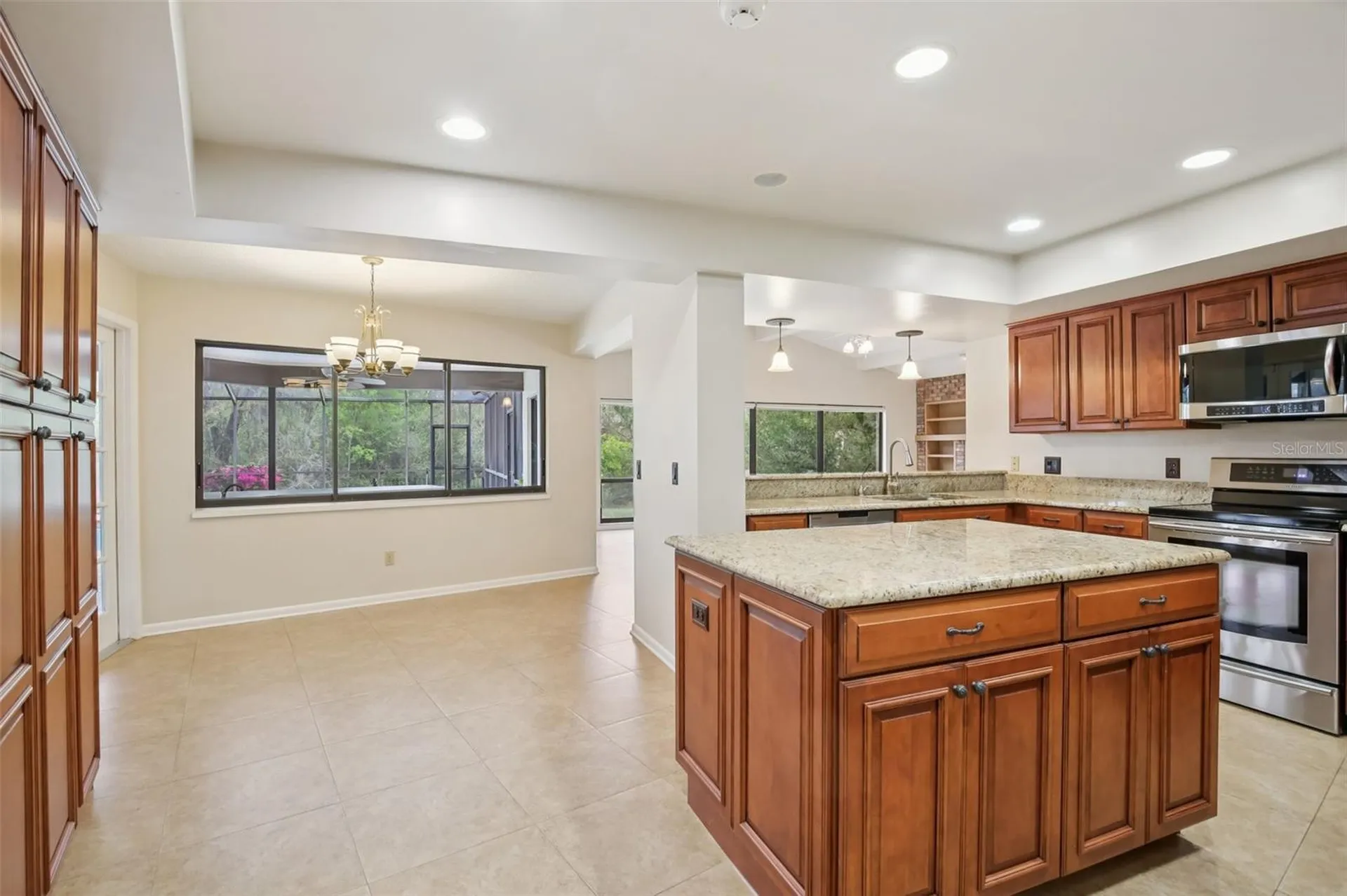 17913 Clear Lake Drive Lutz FL 33548