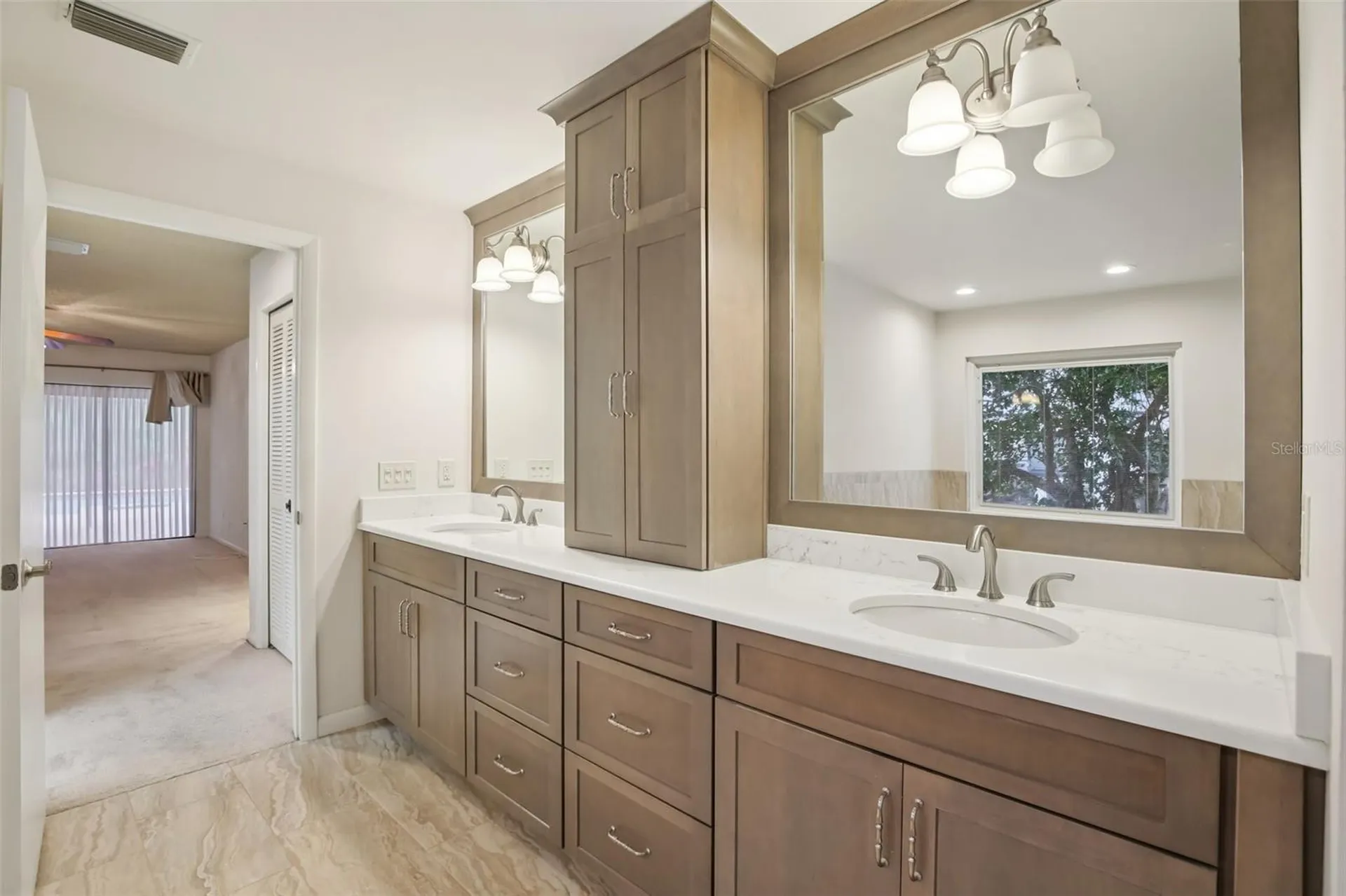 17913 Clear Lake Drive Lutz FL 33548