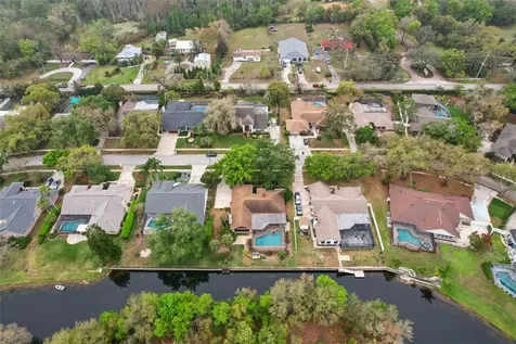 17913 Clear Lake Drive Lutz FL 33548