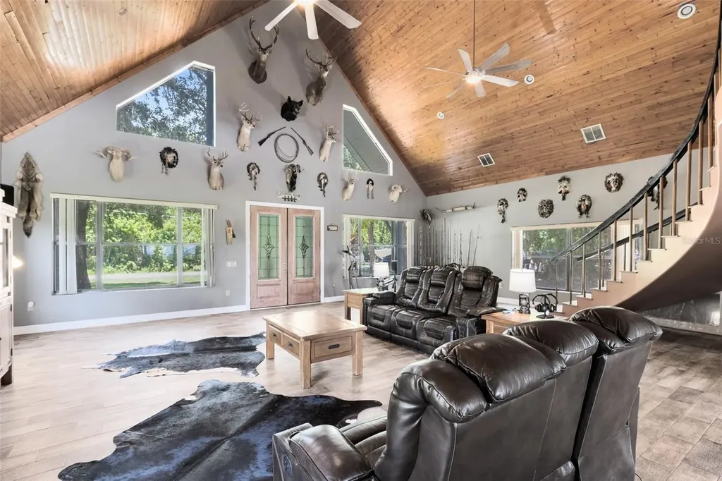 2541 Ridgeway Drive Kissimmee FL 34746