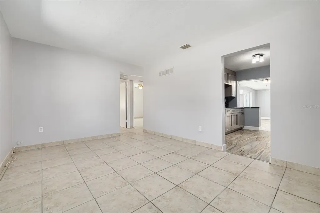 4608 30th Avenue N St Petersburg FL 33713