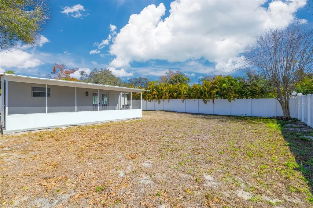 4608 30th Avenue N St Petersburg FL 33713