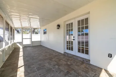 4608 30th Avenue N St Petersburg FL 33713
