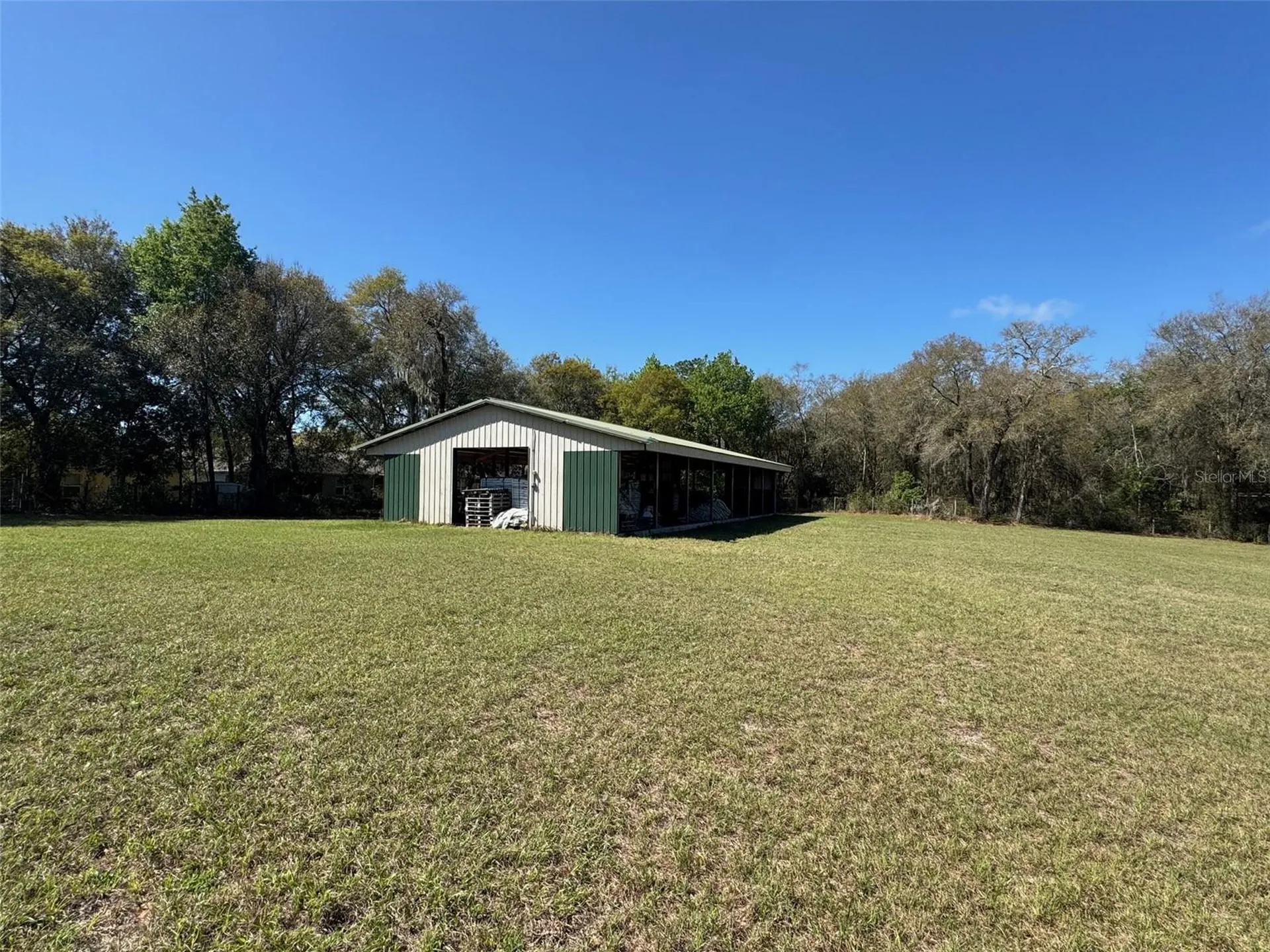 1065 S Massachusetts Avenue Deland FL 32724