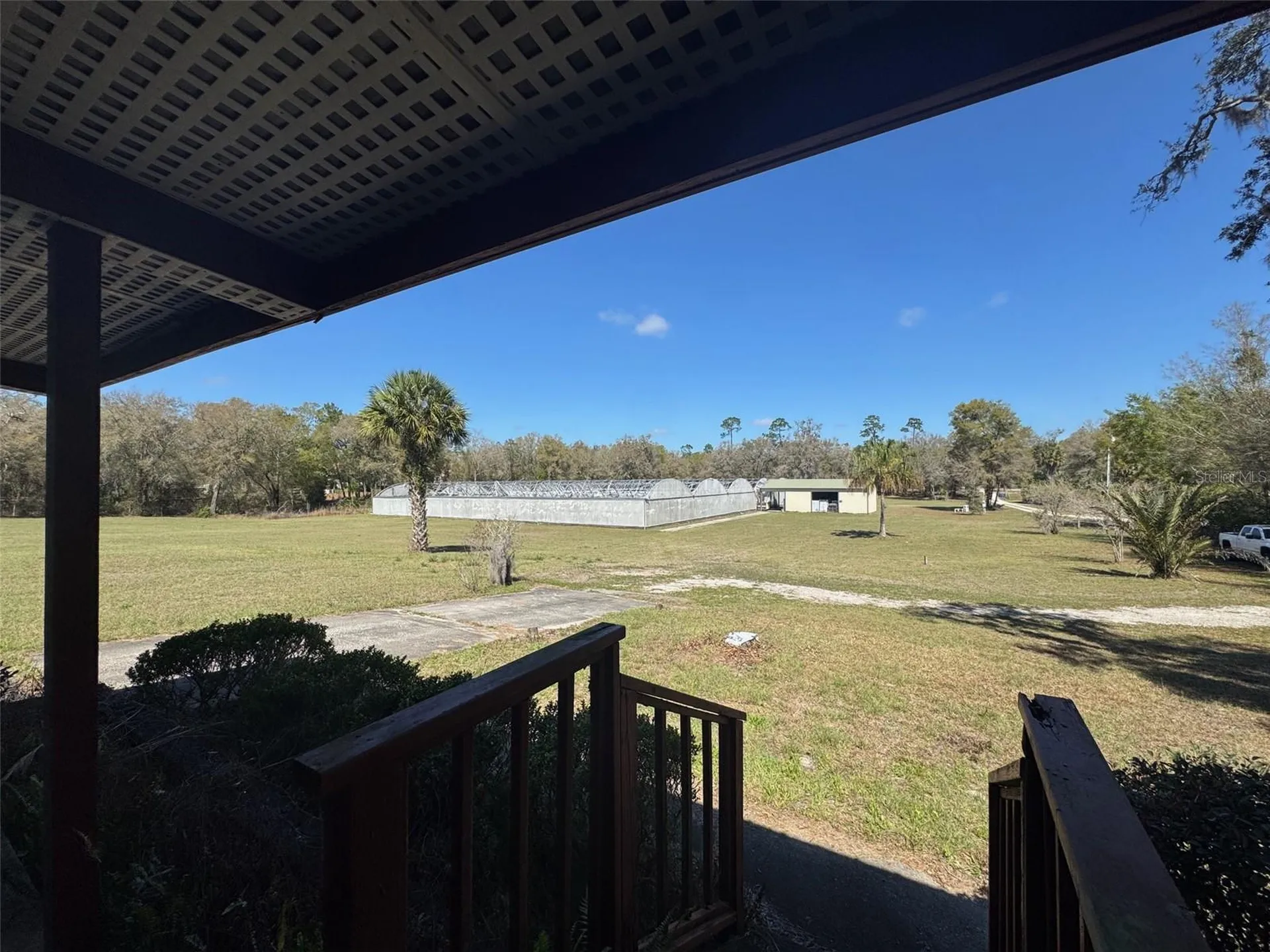 1065 S Massachusetts Avenue Deland FL 32724