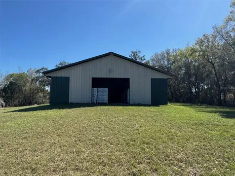 1065 S Massachusetts Avenue Deland FL 32724