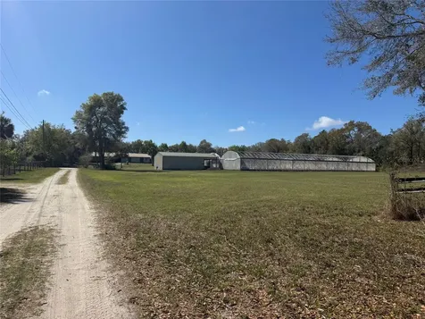 1065 S Massachusetts Avenue Deland FL 32724