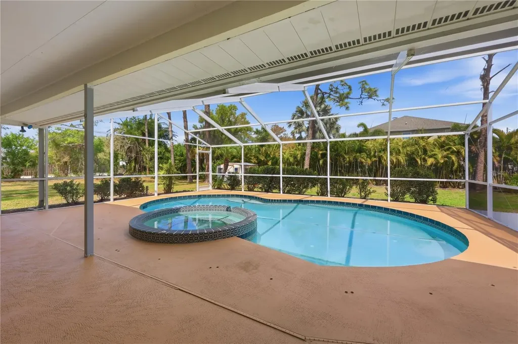 5251 Ashton Road Sarasota FL 34233