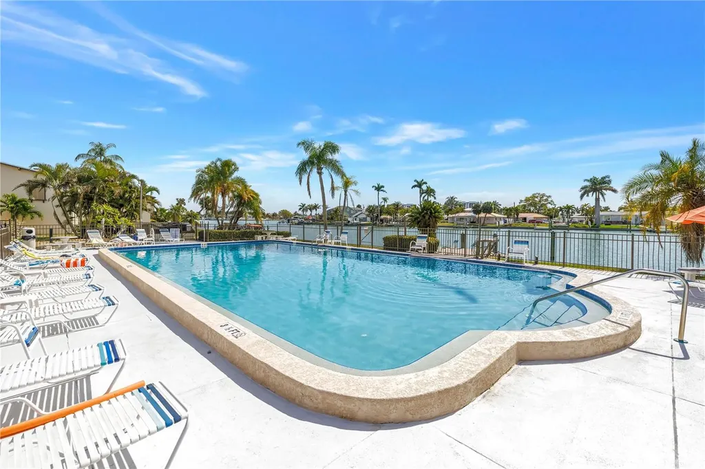 509 Plaza Seville Court Treasure Island FL 33706