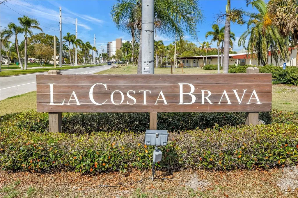 509 Plaza Seville Court Treasure Island FL 33706