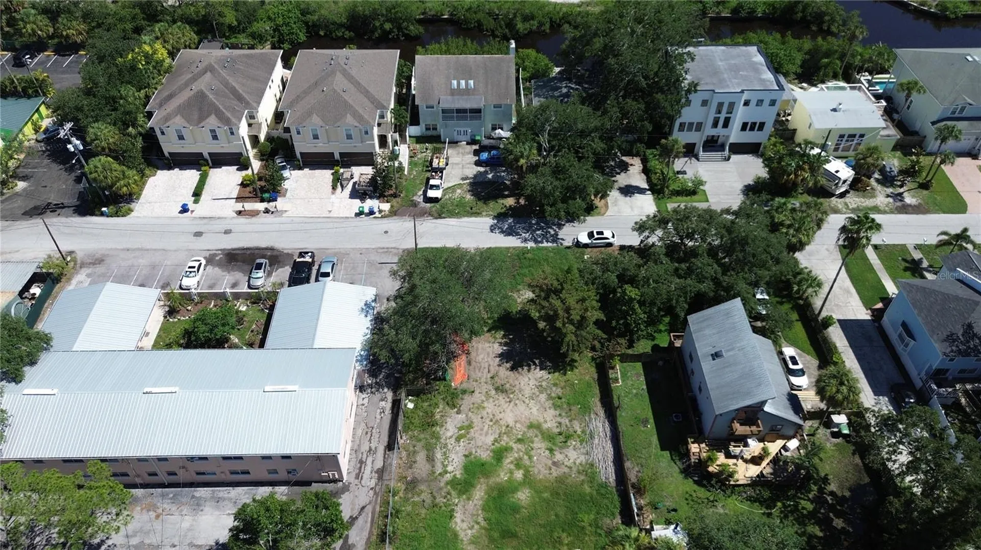 4813 W Flamingo Road Tampa FL 33611