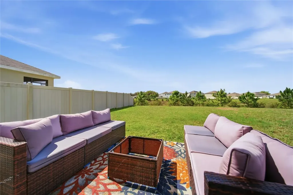 10885 Penny Gale Loop San Antonio FL 33576