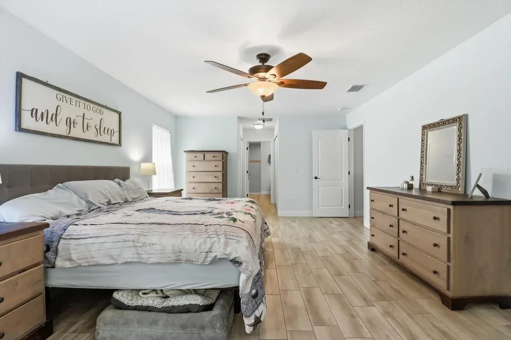 4911 N Valley Terrace Beverly Hills FL 34465
