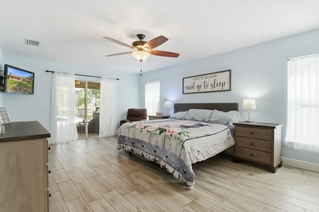 4911 N Valley Terrace Beverly Hills FL 34465