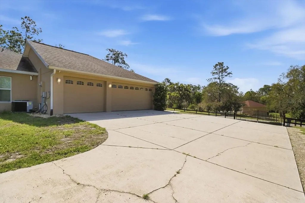 4911 N Valley Terrace Beverly Hills FL 34465