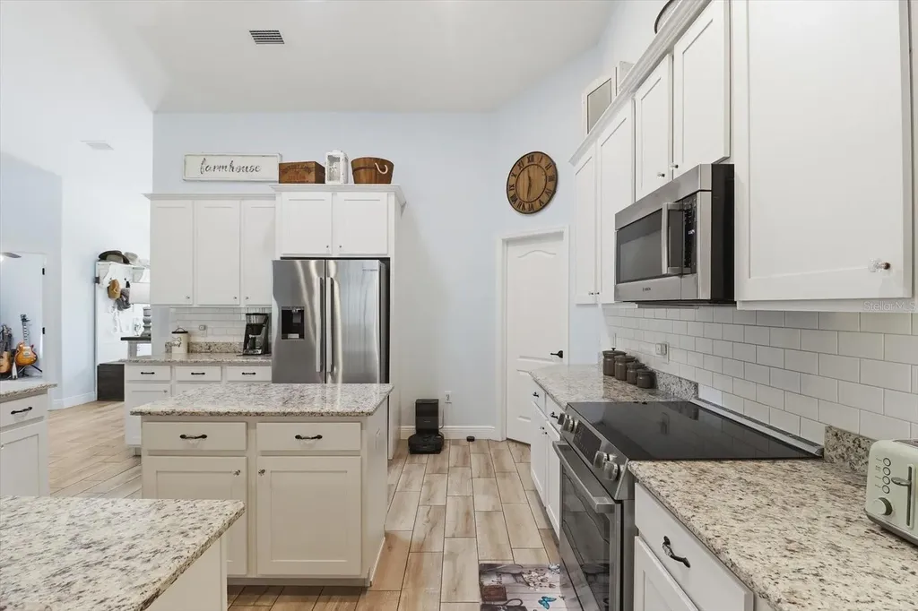 4911 N Valley Terrace Beverly Hills FL 34465