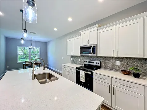 2640 Oak Avenue Sanford FL 32773