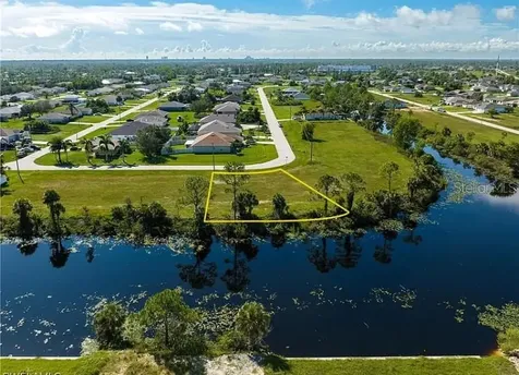 2117 NE 43rd Lane Cape Coral FL 33909