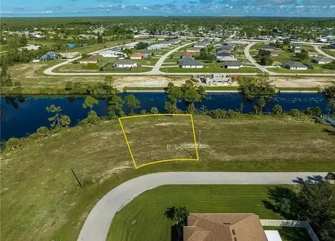 2117 NE 43rd Lane Cape Coral FL 33909