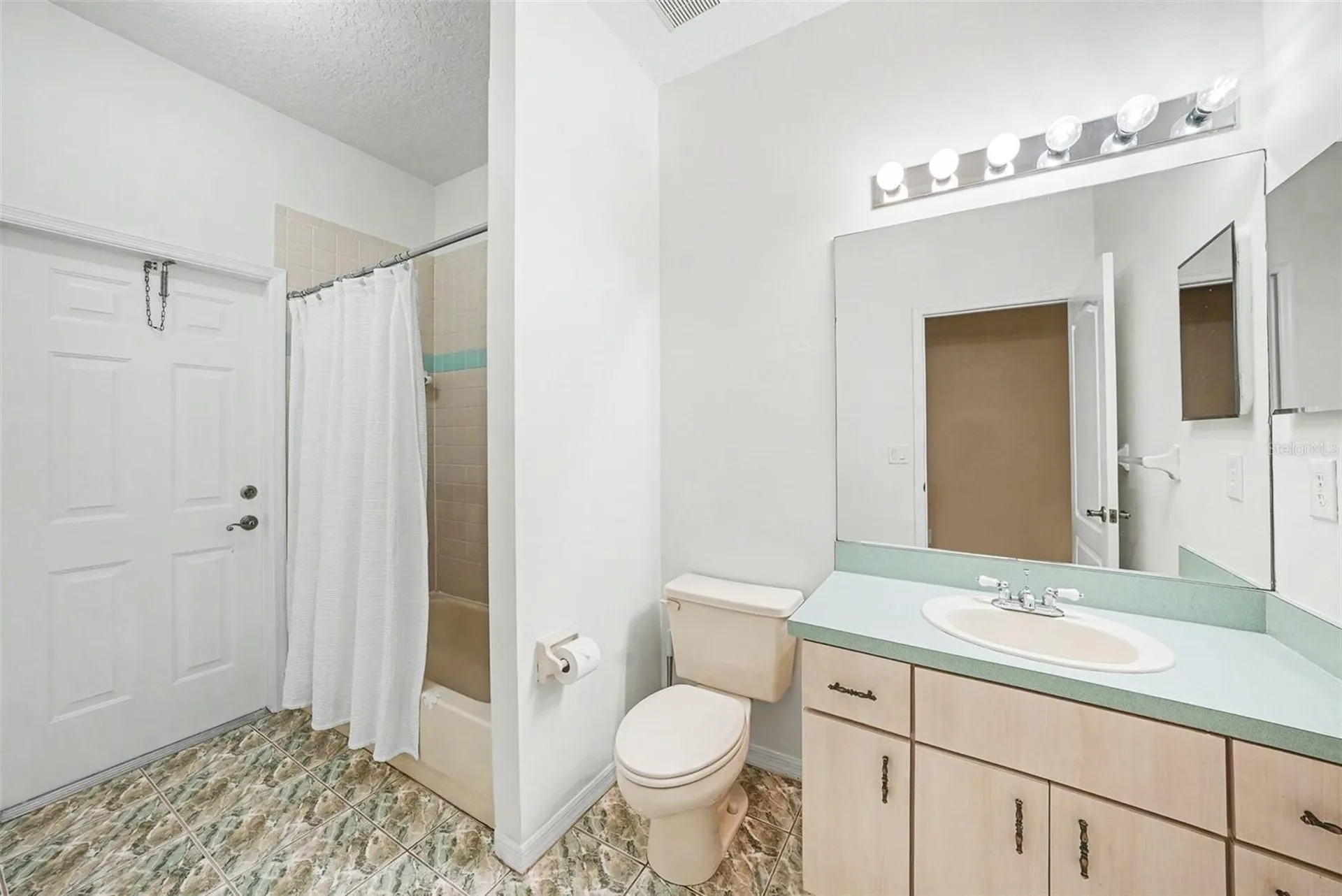 19216 Ridgelake Drive Lutz FL 33549