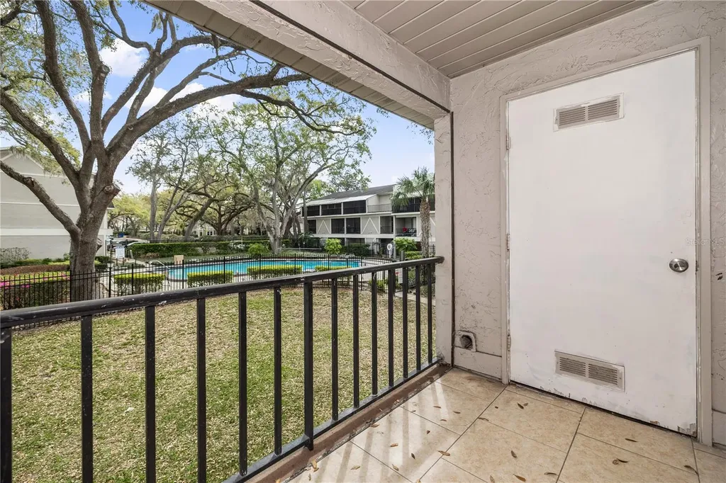 14414 Reuter Strasse Circle Tampa FL 33613