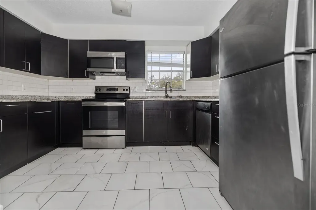 14414 Reuter Strasse Circle Tampa FL 33613