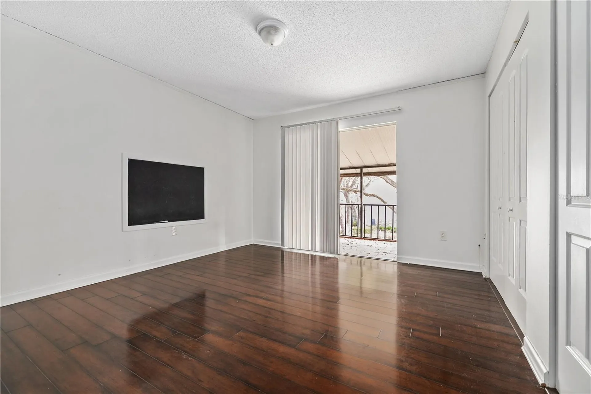 14414 Reuter Strasse Circle Tampa FL 33613