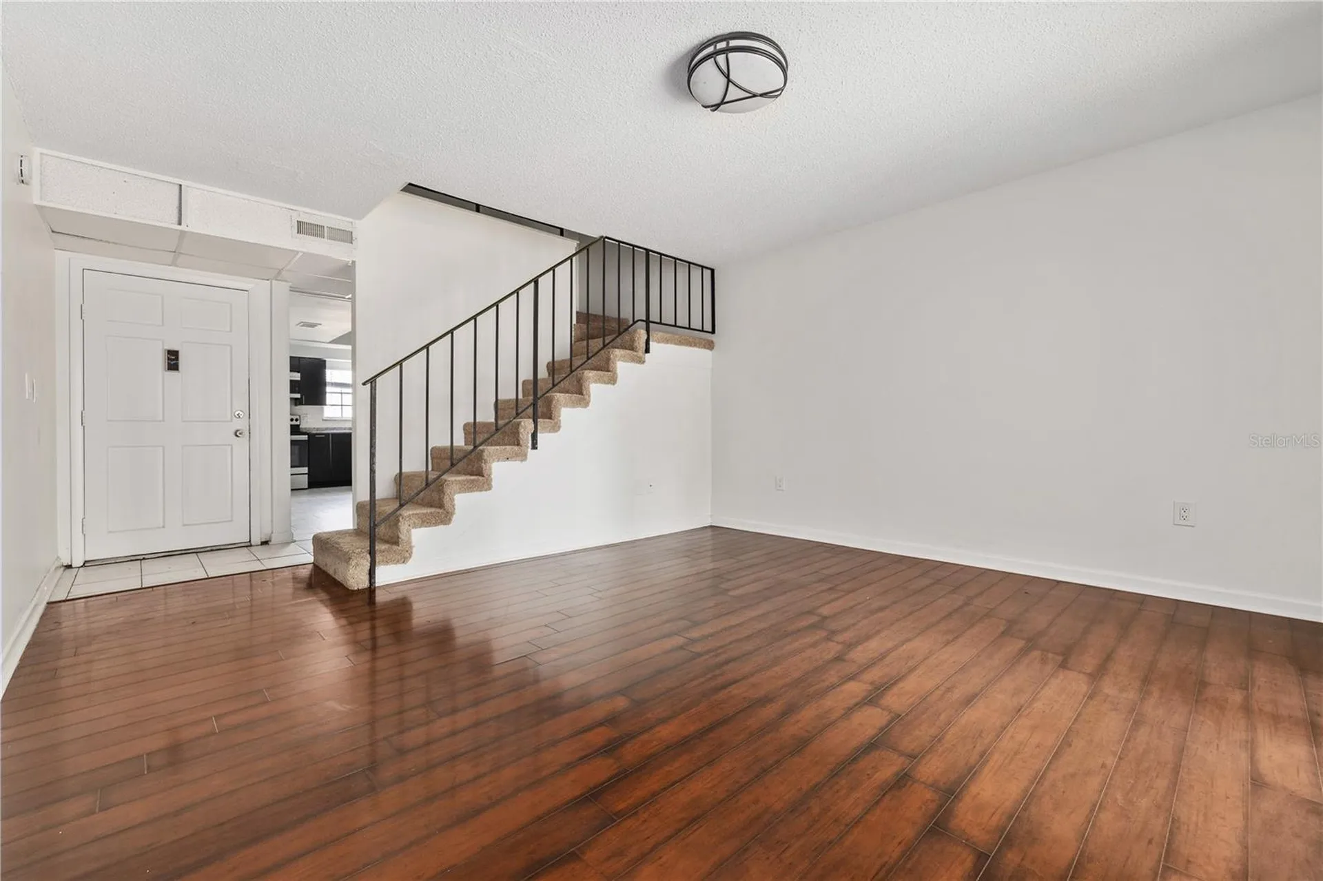 14414 Reuter Strasse Circle Tampa FL 33613