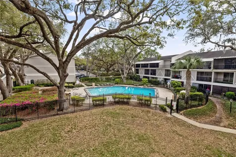 14414 Reuter Strasse Circle Tampa FL 33613