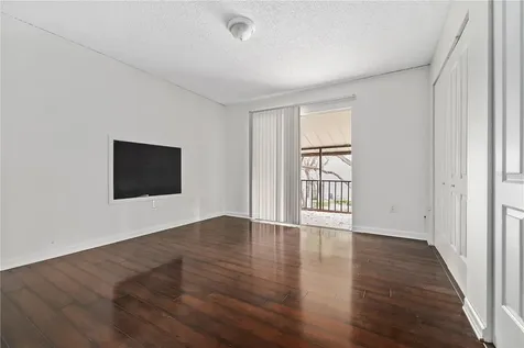 14414 Reuter Strasse Circle Tampa FL 33613