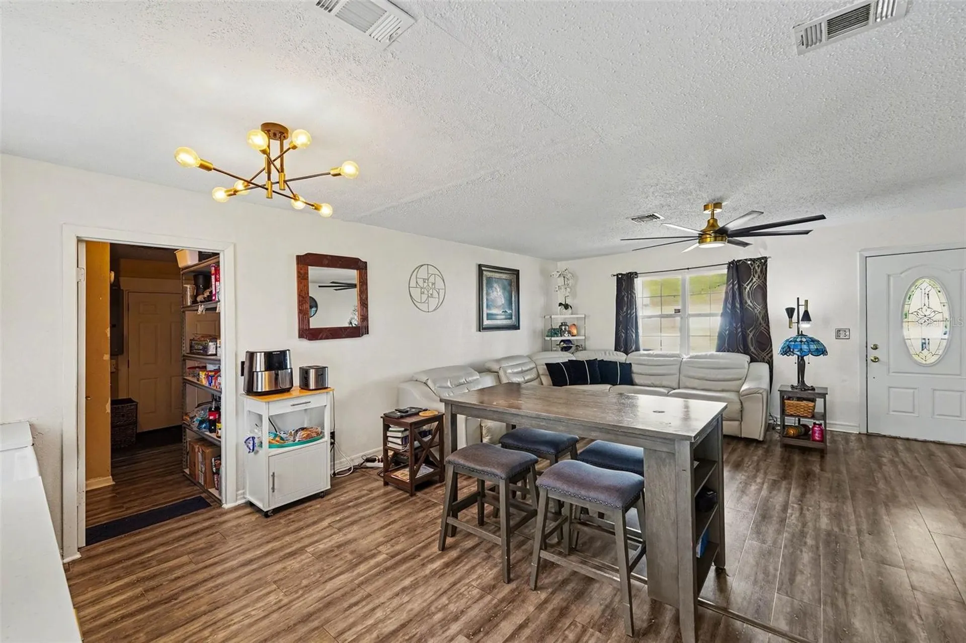 2426 17th Avenue N St Petersburg FL 33713
