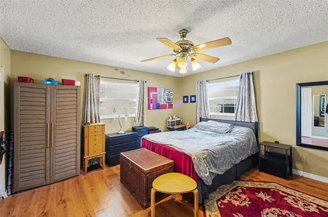 2426 17th Avenue N St Petersburg FL 33713